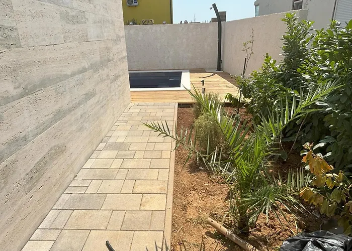Vila Regina Apartment Rex With Swimming Pool