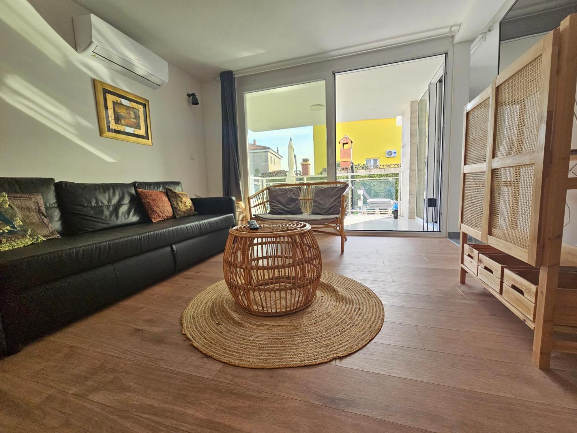 Apartment Regina Rex With Swimming Pool *